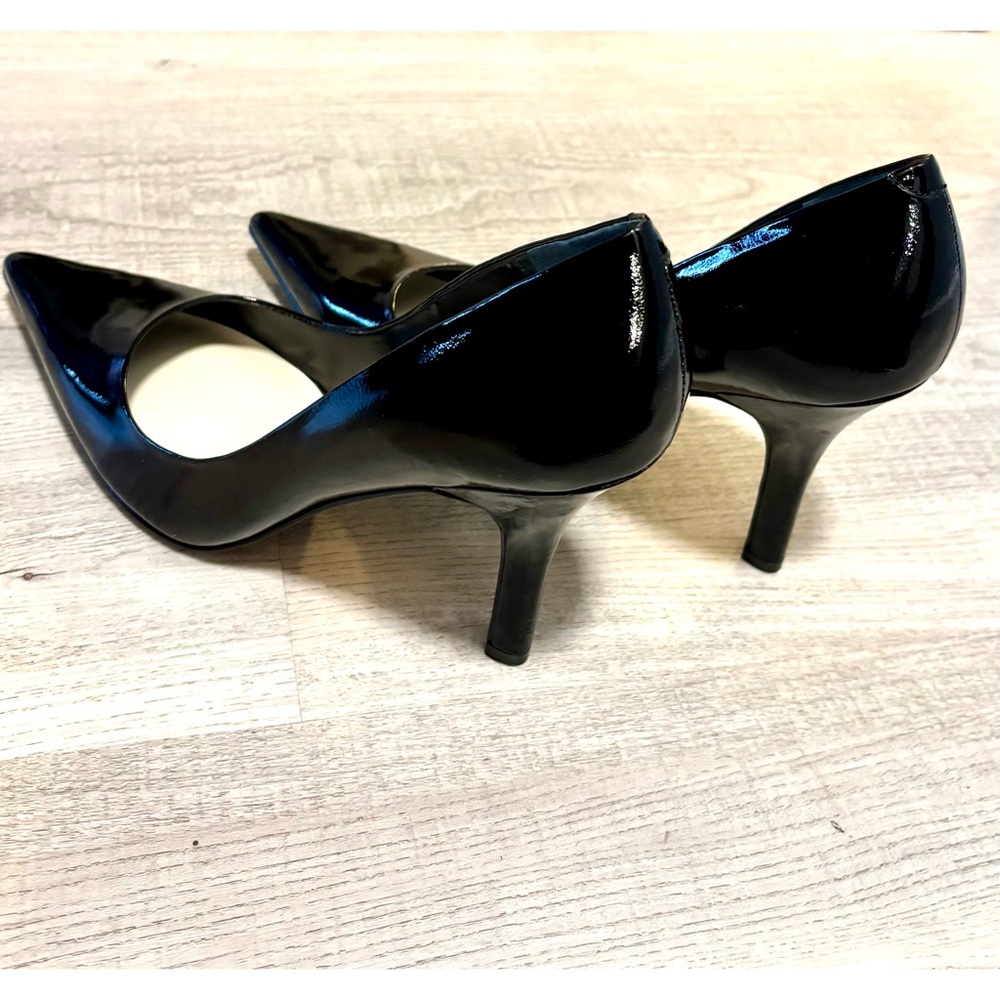 Nine West Pointed Toe Glossy Midnight Black Heels-Pumps- Size 8.5 - Picture 4 of 10